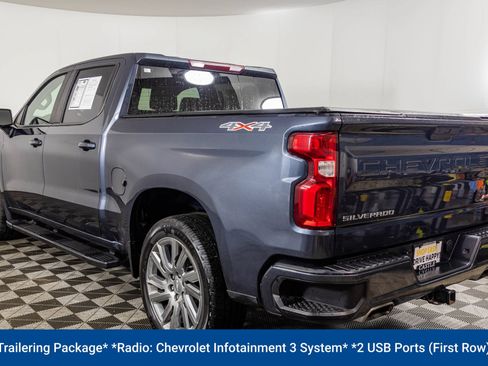 Used 2022 Chevrolet Silverado 1500 RST AWD/4WD image 19
