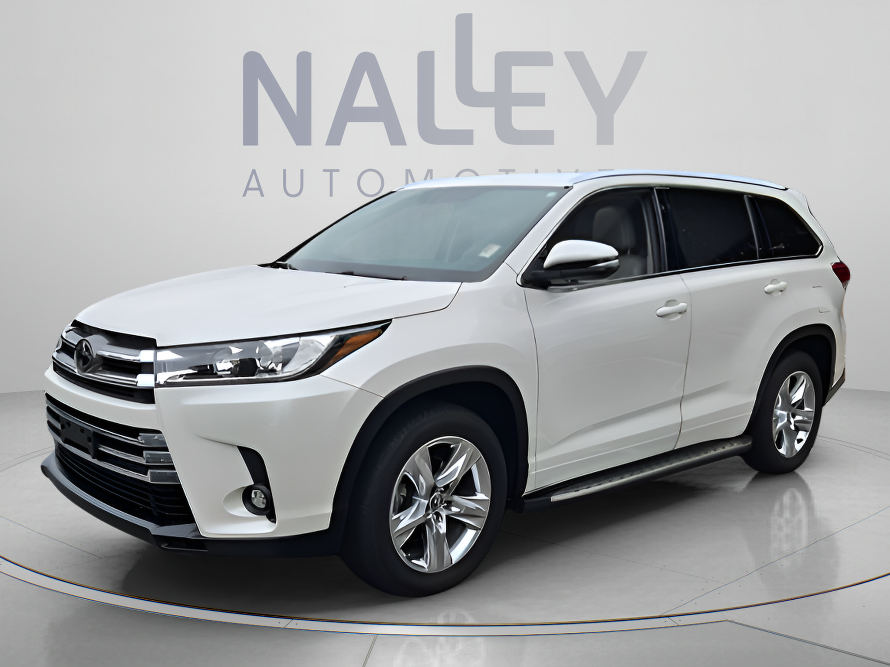 Used 2019 Toyota Highlander Limited FWD image 1