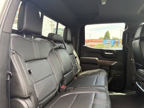 Used 2019 Chevrolet Silverado 1500 High Country w/ Technology Package AWD/4WD image 22