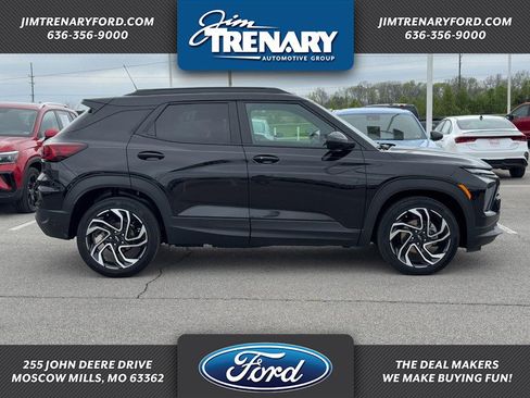 Used 2025 Chevrolet TrailBlazer RS w/ Convenience Package FWD image 1