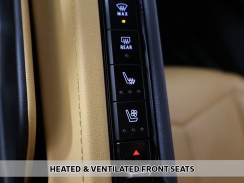 Used 2021 Chevrolet Corvette Stingray image 9