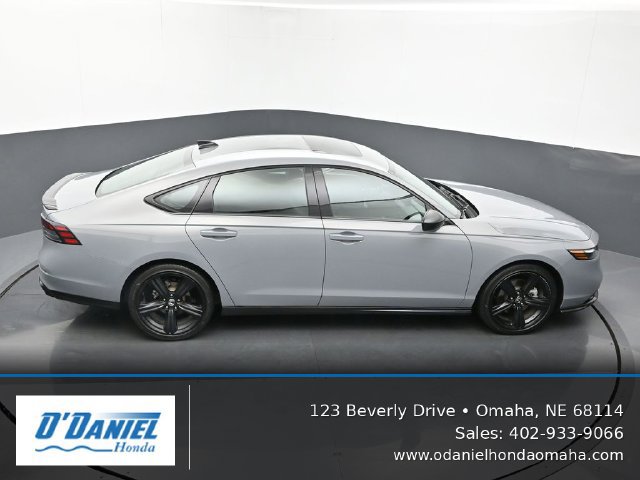 Used 2024 Honda Accord Sport image 19
