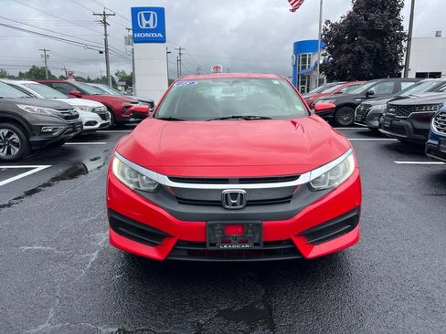 Used 2018 Honda Civic EX image 8