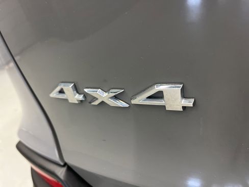 Used 2020 Jeep Cherokee Latitude Plus image 37