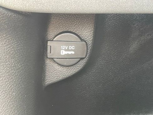 Certified 2018 Jeep Cherokee Limited w/ Trailer Tow Group AWD/4WD image 18