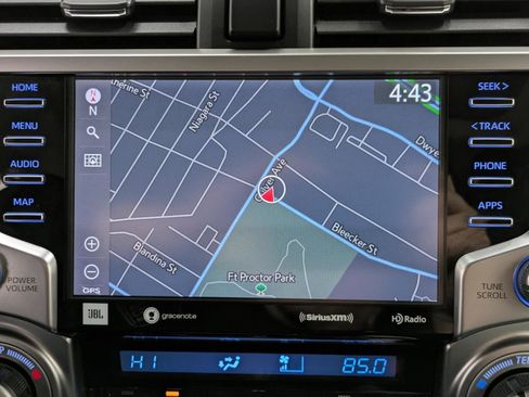 Used 2022 Toyota 4Runner Limited image 13