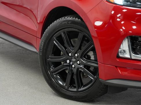 Used 2021 Ford Edge ST-Line FWD image 10