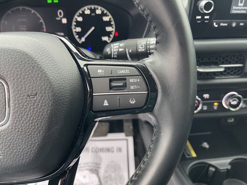 Used 2023 Honda HR-V EX-L image 16