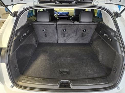 Certified 2025 Buick Envision Sport Touring image 16