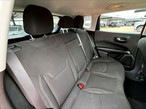 Used 2021 Jeep Compass Sport image 20