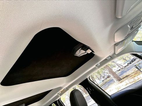 Used 2020 Jeep Renegade Trailhawk w/ Premium Leather Group image 24