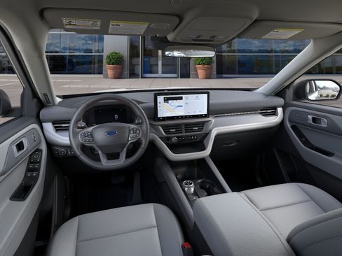 New 2026 Ford Explorer Active w/ Active Comfort Package RWD image 9