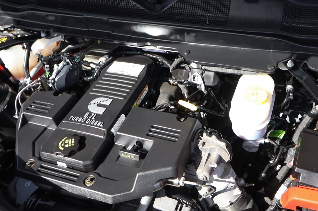 Used 2024 RAM 3500 Limited w/ Night Edition AWD/4WD image 13