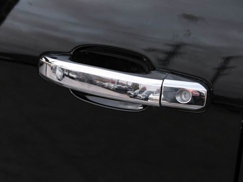 Used 2017 GMC Sierra 2500 Denali w/ Duramax Plus Package image 45