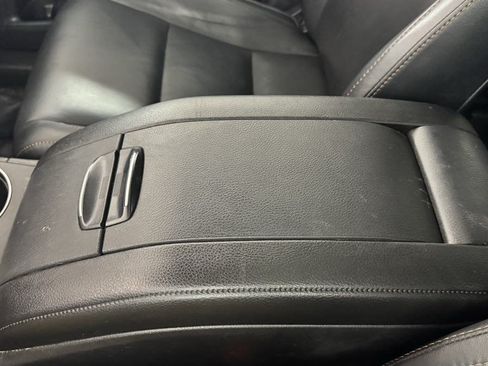 Used 2018 Toyota Highlander XLE AWD/4WD image 29