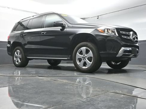 Used 2017 Mercedes-Benz GLS 450 4MATIC image 41
