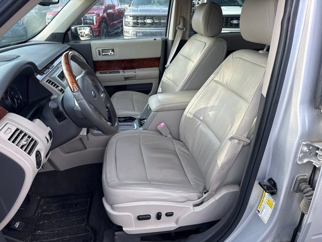 Used 2012 Ford Flex Limited FWD image 10