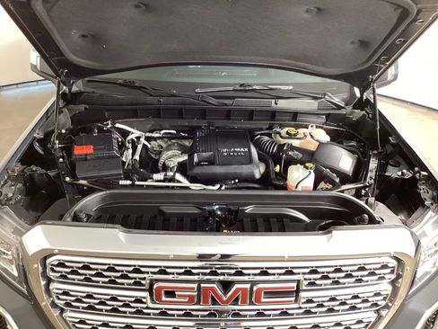 Used 2021 GMC Sierra 1500 Denali w/ Denali Ultimate Package AWD/4WD image 26