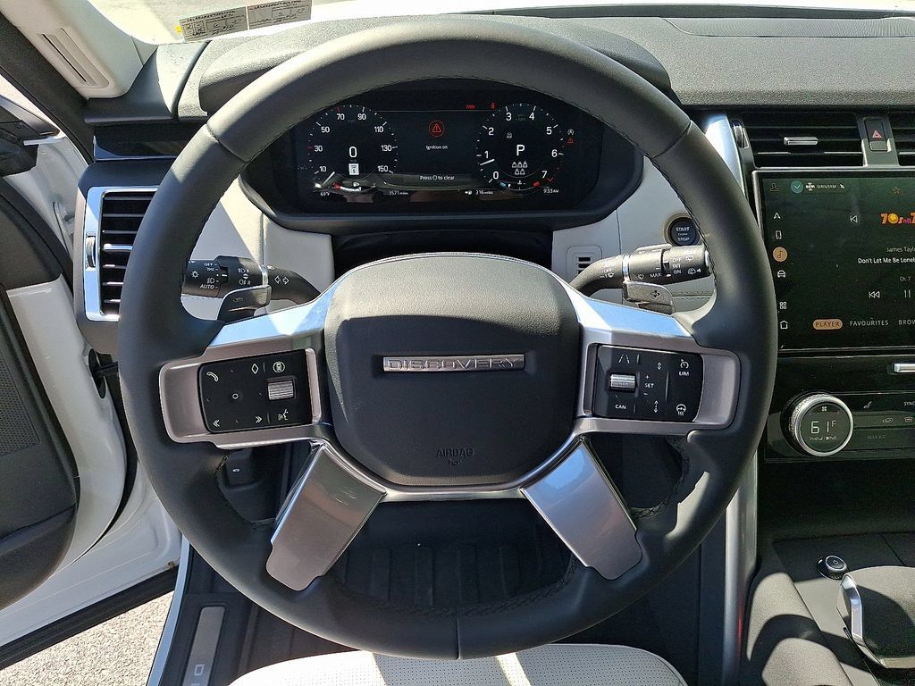 Certified 2026 Land Rover Discovery S AWD/4WD image 15