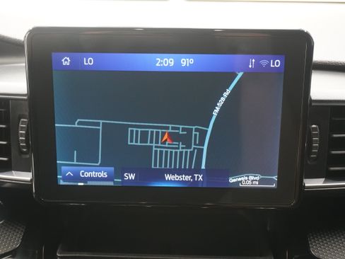 Used 2022 Ford Explorer ST-Line w/ Class IV Trailer Tow Package RWD image 22