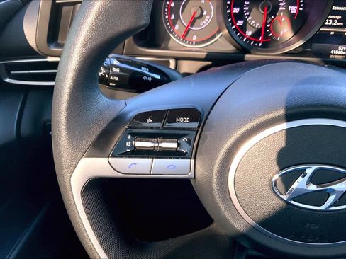 Used 2023 Hyundai Elantra SEL image 23