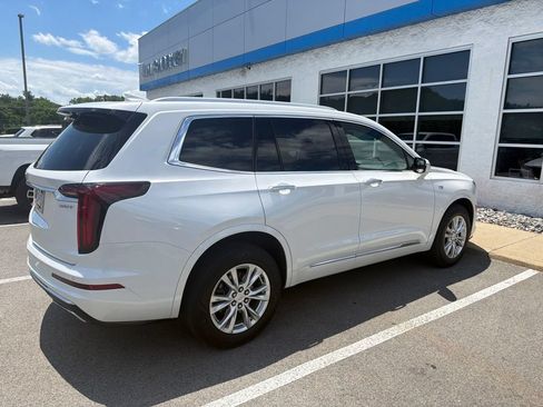 Used 2021 Cadillac XT6 Luxury AWD/4WD image 4