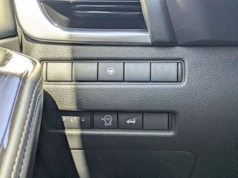 Certified 2024 Nissan Rogue SL w/ SL Premium Package FWD image 28
