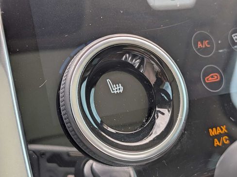 Used 2019 Land Rover Range Rover Sport HSE AWD/4WD image 24