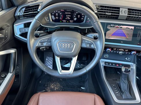 Used 2024 Audi Q3 2.0T Premium AWD/4WD image 32