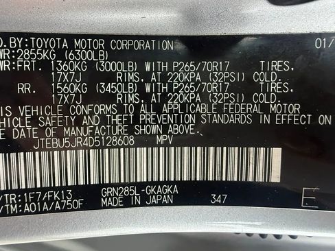 Used 2013 Toyota 4Runner SR5 w/ Convenience Pkg AWD/4WD image 35