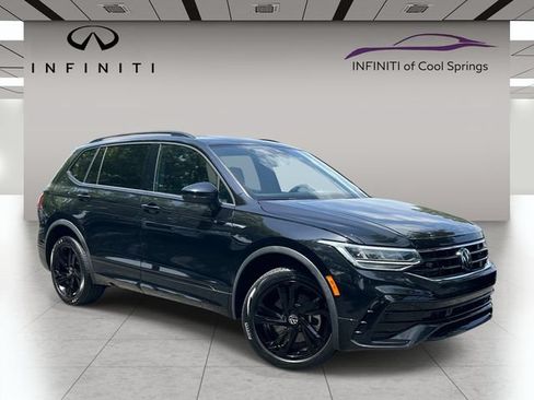 Used 2024 Volkswagen Tiguan SE R-Line FWD image 1
