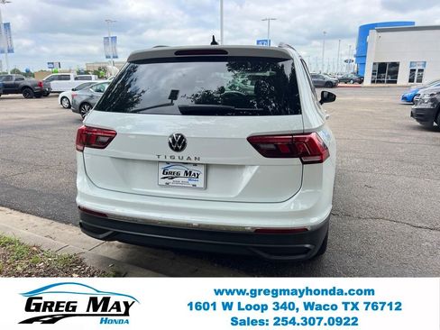 Used 2022 Volkswagen Tiguan S FWD image 4