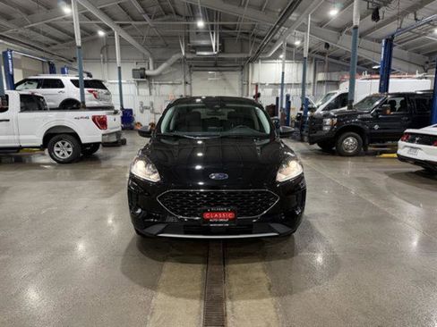 Used 2022 Ford Escape SE w/ Convenience Package AWD/4WD image 10