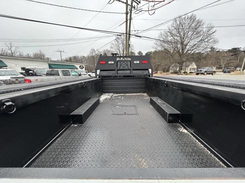 Used 2019 Ford F350 XL w/ Power Equipment Group image 8