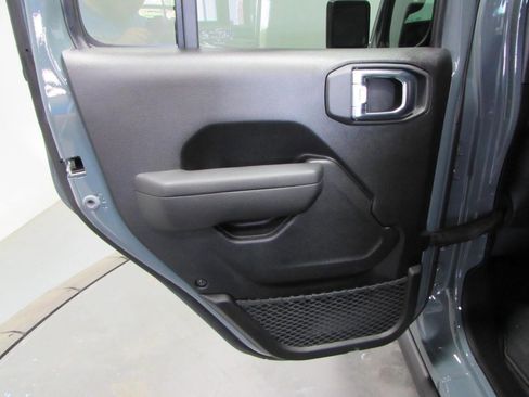 New 2026 Jeep Gladiator Mojave AWD/4WD image 14