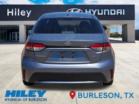 Used 2021 Toyota Corolla LE FWD image 5