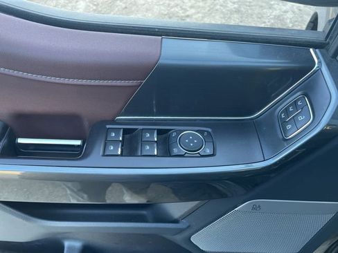 Used 2022 Ford F150 Lariat w/ Equipment Group 502A High image 11