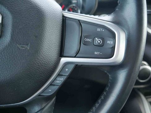 Used 2023 RAM 1500 Big Horn AWD/4WD image 41