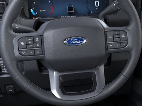 Used 2024 Ford F250 Lariat w/ Lariat Ultimate Package AWD/4WD image 12
