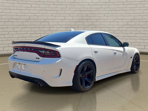 Used 2016 Dodge Charger R/T Scat Pack w/ Technology Group RWD image 5