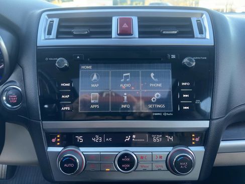 Used 2017 Subaru Outback 2.5i Limited image 27