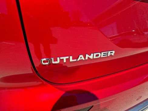 New 2026 Mitsubishi Outlander SE FWD image 30