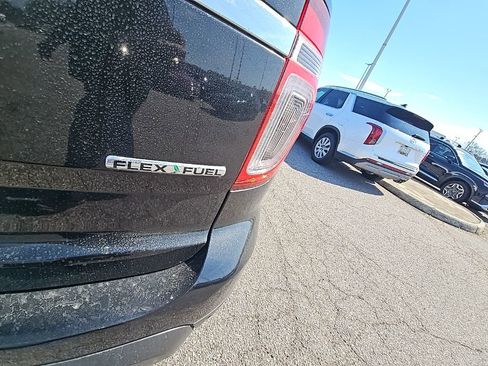 Used 2014 Ford Explorer XLT w/ Equipment Group 202A image 25