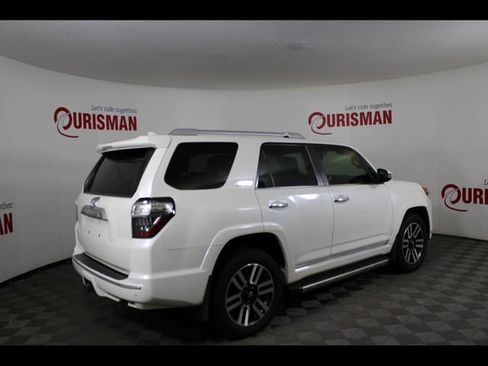 Used 2016 Toyota 4Runner Limited AWD/4WD image 9