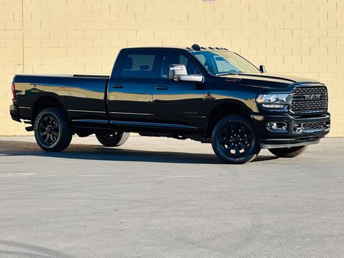Used 2024 RAM 3500 Big Horn w/ Night Edition AWD/4WD image 2