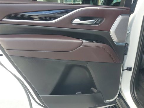 Used 2023 Cadillac Escalade V w/ LPO, ONYX Package AWD/4WD image 16