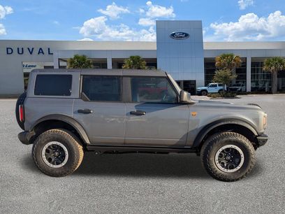 New 2025 Ford Bronco Badlands w/ Sasquatch Package