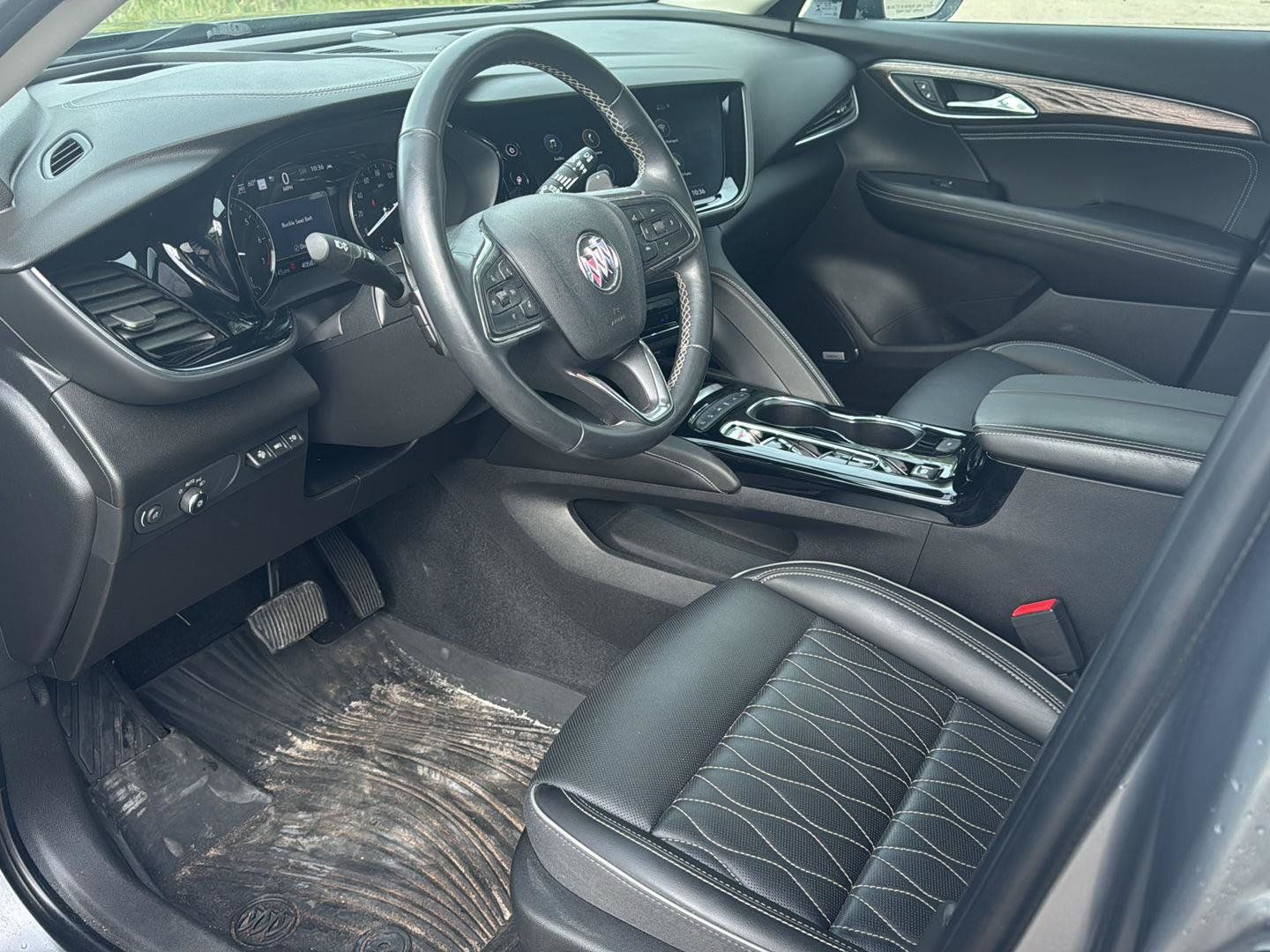 Used 2022 Buick Envision Avenir w/ Technology Package II AWD/4WD image 11