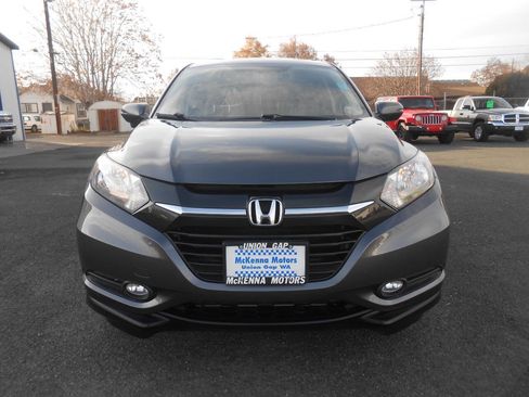 Used 2017 Honda HR-V EX image 4