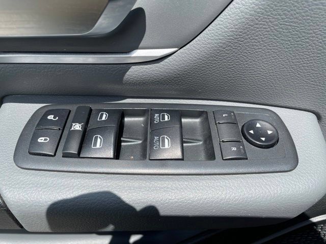 Used 2020 RAM 1500 Big Horn AWD/4WD image 12